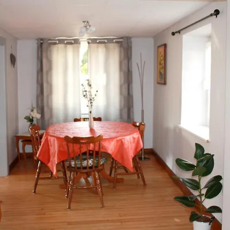 Maison Charmante A + Jardin 펜션