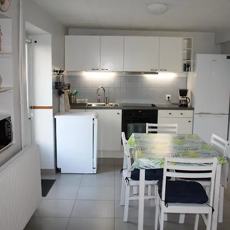 Nyaraló Maison Charmante A + Jardin
